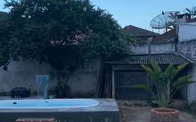 Casa do rio com piscina